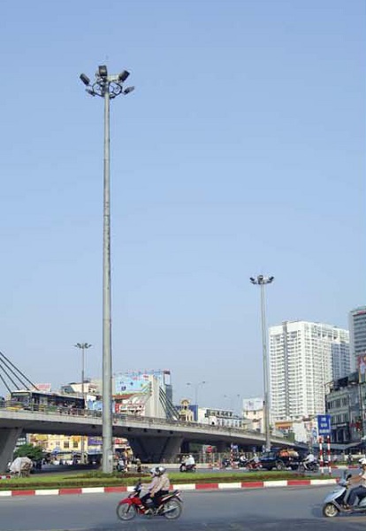 Cột đèn giàn pha nâng hạ - Hapulico - Công Ty TNHH MTV Chiếu Sáng Và Thiết Bị Đô Thị